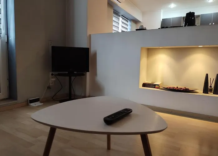 Ariana Apartment By Easybucharest